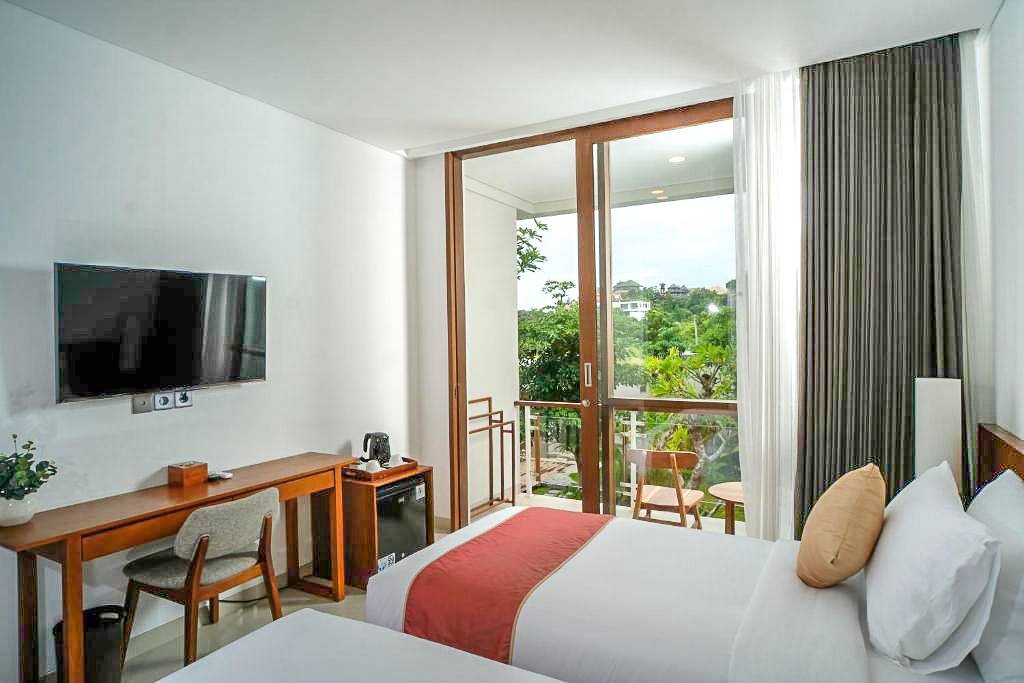 theedgeuluwatu_011